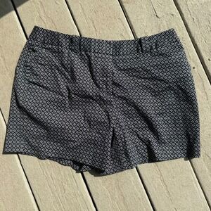 Worthington Modern Fit Shorts Geometric‎ Print Career Wear Black Size 6